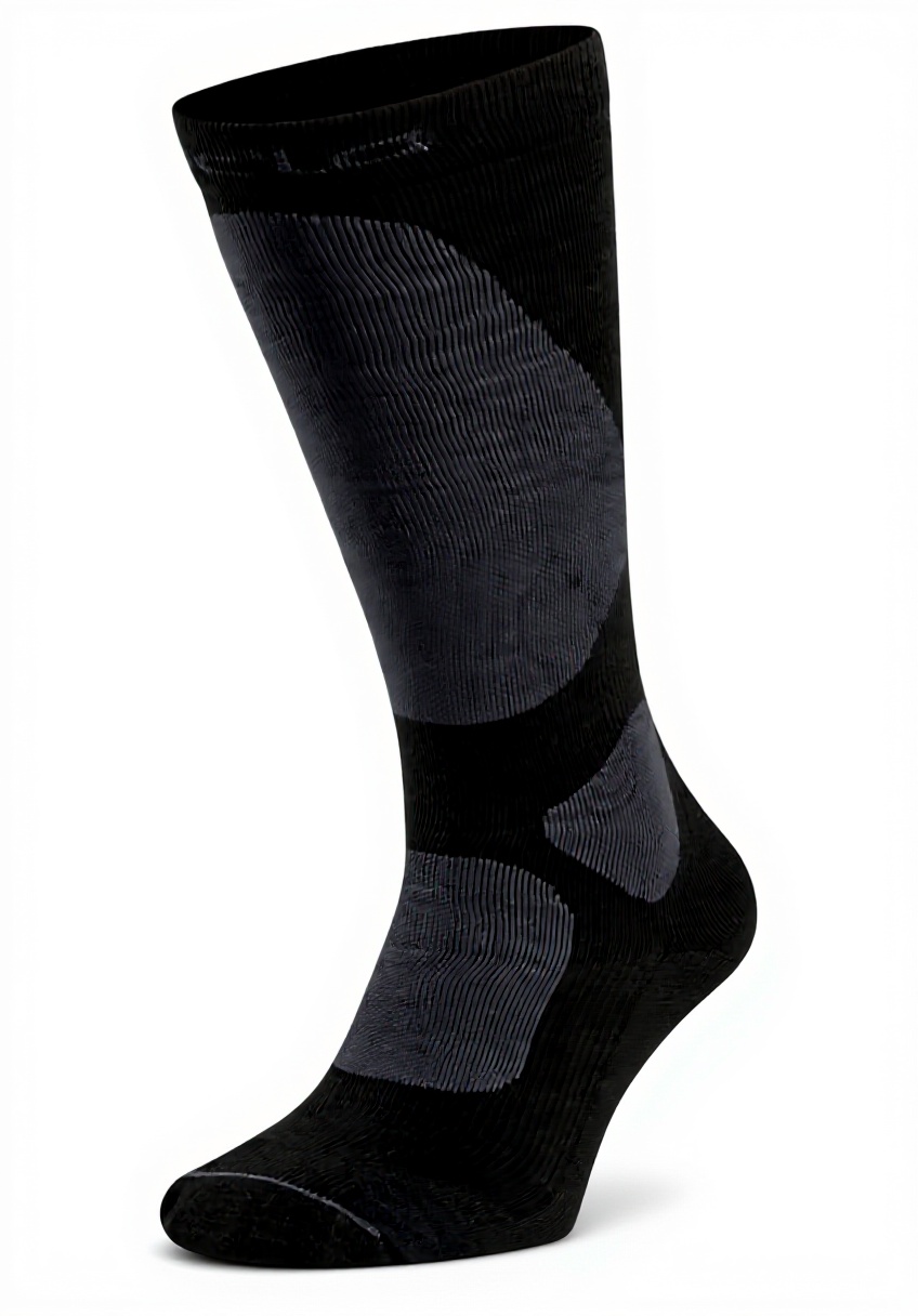 Calze sportive Odlo Active Warm Element indossate durante un'escursione