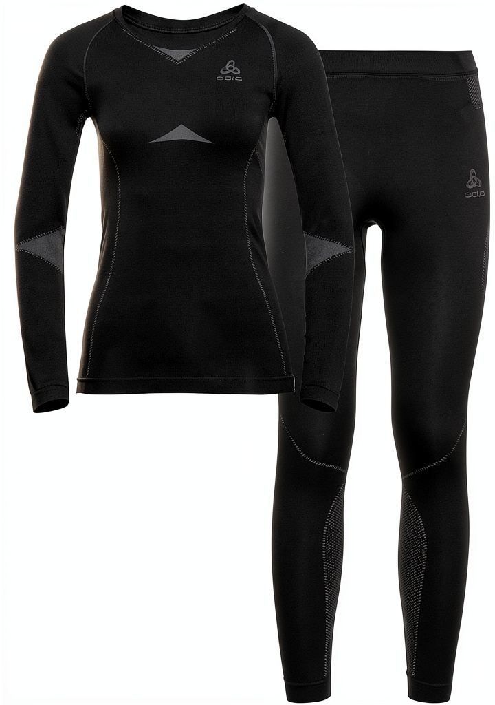 Coordinato termico Odlo donna indossato durante attività outdoor