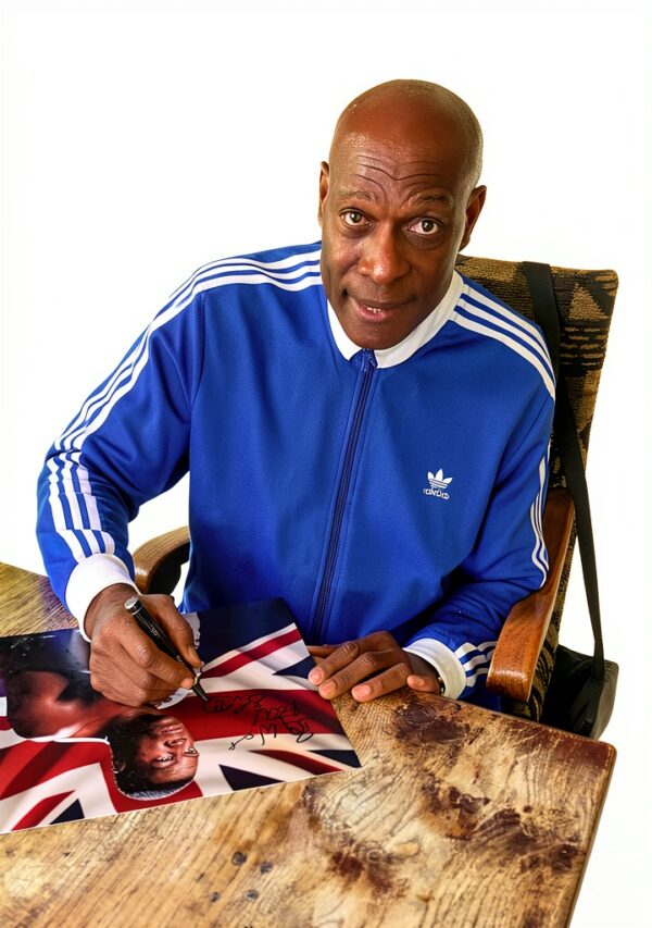 Exclusive Memorabilia Foto di Boxe autografata da Frank Bruno: Campione WBC. Cornice Deluxe-1