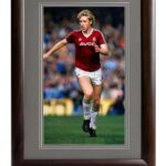 Fotografia firmata a mano Frank McAvennie WHU Legend 12x20 AFTAL COA-0
