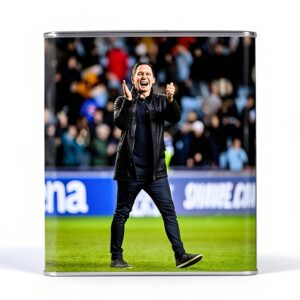 RJR PRINTS Stampa fotografica autografata di Frank Lampard - Coventry City Star Football Manager, 30,5 x 20,3 cm, con una firma prestampata che sarebbe un regalo eccellente per qualsiasi fan.-0